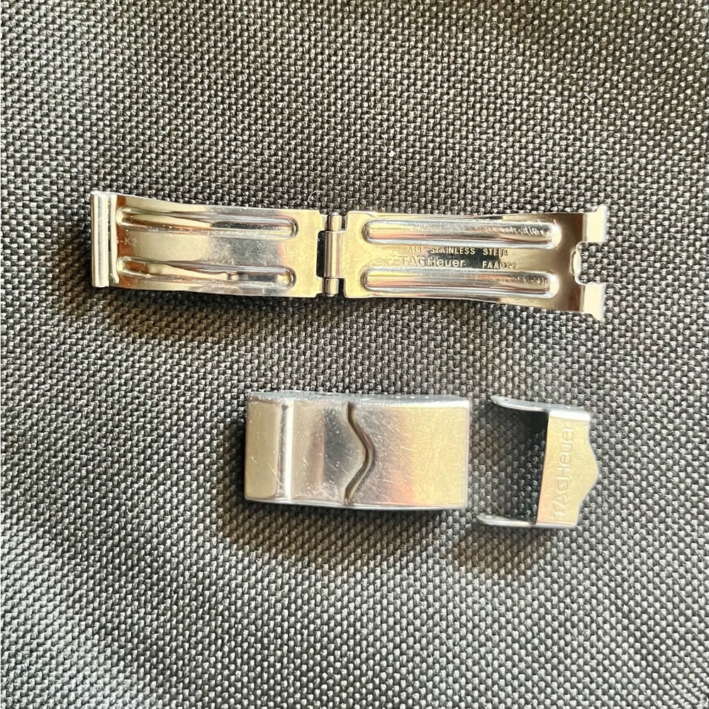 Women’s Tag Heuer Aquaracer 300Meter Saphire Crystal 1000Feet New Battery EUC - Picture 8 of 9